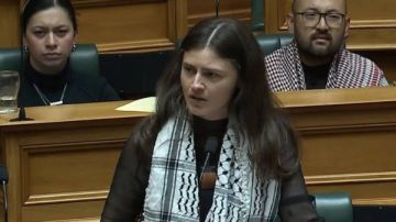 طرد نائبة من برلمان نيوزيلندا بسبب حديثها عن فلسطين.. ماذا قالت؟ طرد نائبة من برلمان نيوزيلندا بسبب حديثها عن فلسطين.. ماذا قالت؟