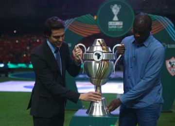 كاف يحدد موعد كأس السوبر الأفريقي بين بيراميدز ونهضة بركان المغربي