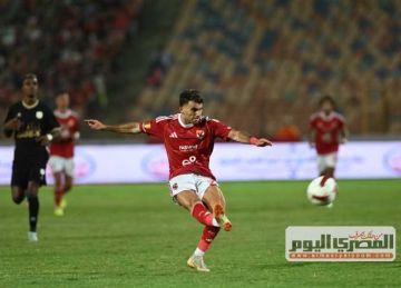 «كان مفاجئ ليا».. طارق يحيى يكشف رد زيزو على رسالته