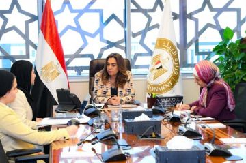 منال عوض تستعرض ملفا حول المشروعات التي تنفذها وزارة البيئة من خلال مرفق البيئة العالمية