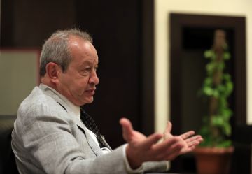 نجيب ساويرس يرد على إمكانية عودة الإخوان المسلمين للحكم في مصر