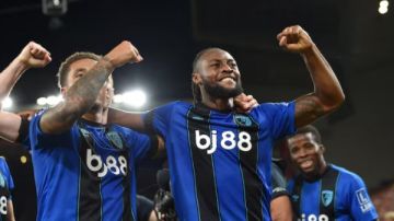 أول تعليق من مهاجم بورنموث بعد الإساءة العنصرية في أنفيلد أول تعليق من مهاجم بورنموث بعد الإساءة العنصرية في أنفيلد