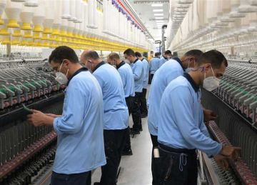 بعد خسائر 2.9 مليار جنيه العام الماضي.. مفاجآت في موازنة الغزل والنسيج الجديدة بعد خسائر 2.9 مليار جنيه العام الماضي.. مفاجآت في موازنة الغزل والنسيج الجديدة