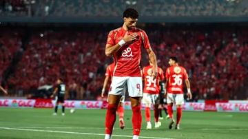 صفقة القرن.. هل يلعب وسام أبو علي للزمالك بعد تجاهل مدرب كولومبوس له؟