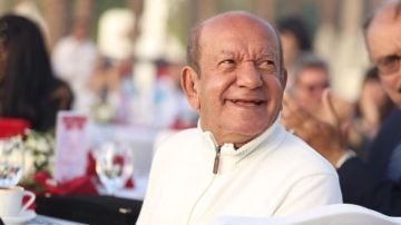 محمود البزاوي يودع لطفي لبيب بصورة نادرة من الملك هو الملك