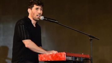 وحشتوني..عزيز مرقة يروج لحفلته في مصر بـ ساقية الصاوي