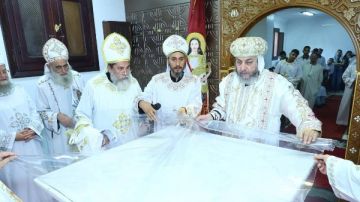 الأنبا أنيانوس يدشن أيقونات مقدسة بكنيسة مارجرجس بصفط أبو جرج صور