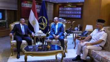 حبشي يؤكد دعمه الكامل لقيادات بورسعيد لتعزيز منظومة الأمن بالمحافظة