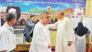 رئيس حقوق إنسان النواب يدلي بصوته في انتخابات الشيوخ 2025 بسوهاج