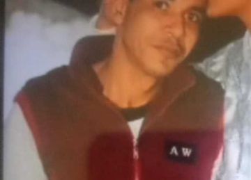 مات بسبب 300 جنيه.. تشييع جنازة عامل لقى مصرعه على يد بائعة خضار بشبرا الخيمة مات بسبب 300 جنيه.. تشييع جنازة عامل لقى مصرعه على يد بائعة خضار بشبرا الخيمة