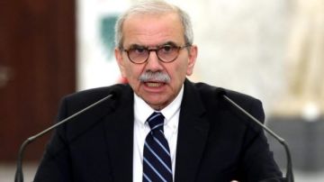 نواف سلام يدعو شيخ الأزهر لزيارة لبنان والإمام الأكبر يرحب