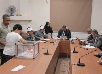 65 رحلة عمرة مجانية للعاملين بـ التعليم والأزهر في الوادي الجديد 65 رحلة عمرة مجانية للعاملين بـ التعليم والأزهر في الوادي الجديد