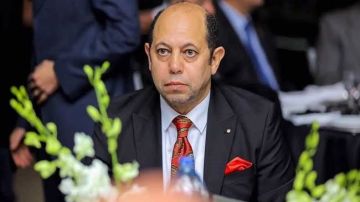 ثروت سويلم يرد على تصريحات أحمد سليمان لمعاقبة الزمالك بسبب زيزو ثروت سويلم يرد على تصريحات أحمد سليمان لمعاقبة الزمالك بسبب زيزو