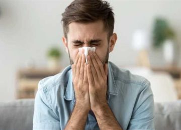  خفيفة لكنها سريعة الانتشار .. خبير يوضح أعراض السلالة الجديدة من فيروس كورونا