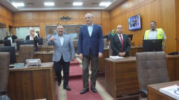 محافظ الغربية يتابع سير انتخابات مجلس الشيوخ من مركز سيطرة الشبكة الوطنية للطوارئ محافظ الغربية يتابع سير انتخابات مجلس الشيوخ من مركز سيطرة الشبكة الوطنية للطوارئ