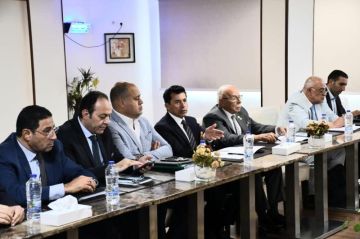 وزير الشباب والرياضة يترأس اجتماعا مع عدد من مسئولي الشؤون القانونية بالأندية