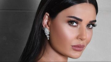 الأحمر الناري.. سيرين عبد النور بإطلالة جريئة تثير الجدل بالسوشيال ميديا الأحمر الناري.. سيرين عبد النور بإطلالة جريئة تثير الجدل بالسوشيال ميديا