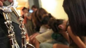 سقوط سيدات بتهمة ممارسة أعمال منافية للآداب داخل كافيه شهير بالعجوزة