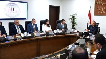 مدبولي: نستهدف الحفاظ على الطابع المعماري والعمراني للقاهرة الخديوية ووسط البلد مدبولي: نستهدف الحفاظ على الطابع المعماري والعمراني للقاهرة الخديوية ووسط البلد