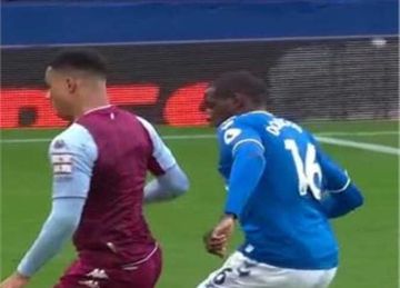 نيوكاسل يونايتد يعلن ضم جاكوب رامسي نيوكاسل يونايتد يعلن ضم جاكوب رامسي