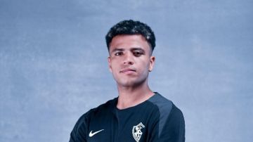 أحمد ربيع يواصل الغياب عن الزمالك أمام مودرن سبورت للإصابة