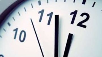 الشغل من 5 الفجر لـ12 ظهرا.. مقترح لتغيير مواعيد العمل في مصر