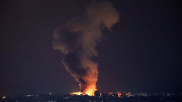 غارات إسرائيلية على محيط مسجد المهاجرين بمخيم البريج