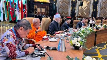 مفتي الجمهورية: موقف مصر ثابت وراسخ في دعم القضية الفلسطينية وترفض تهجير الفلسطينيين مفتي الجمهورية: موقف مصر ثابت وراسخ في دعم القضية الفلسطينية وترفض تهجير الفلسطينيين