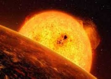 100 بقعة جديدة.. العلماء: الشمس تحولت لـ تجميع طاقة الانفجارات