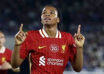 بمساعدة محمد صلاح.. نجوموها يقتحم تاريخ ليفربول بمساعدة محمد صلاح.. نجوموها يقتحم تاريخ ليفربول