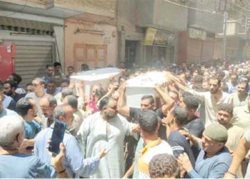 الآلاف في سوهاج يشيعون جثامين 6 من ضحايا أبو تلات 