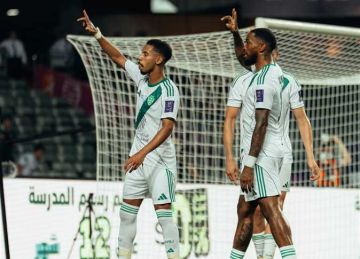 ملخص الشوط الأول من مباراة القادسية ضد الأهلي في كأس السوبر السعودي (فيديو)