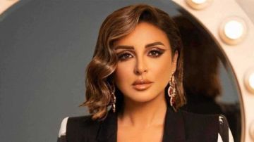 أنغام تبكي بعد تعرضها لأزمة صحية.. وتؤكد: محنتي شديدة