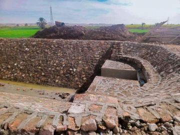 وزير الري يتابع مشروع تأهيل المنشآت المائية.. إحلال 1067 منشأ وجاري العمل في 2216 بالمرحلة الثالثة وزير الري يتابع مشروع تأهيل المنشآت المائية.. إحلال 1067 منشأ وجاري العمل في 2216 بالمرحلة الثالثة