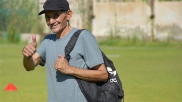 الحزن يخيم على بورسعيد.. وفاة طارق الشناوي مدرب حراس الناشئين بالمصري