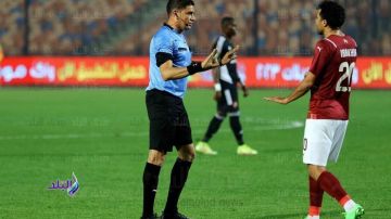 الحكم جاب جون في نفسه.. إبراهيم نور الدين ينتقد معروف بعد طرد لاعب الأهلي أمام فاركو الحكم جاب جون في نفسه.. إبراهيم نور الدين ينتقد معروف بعد طرد لاعب الأهلي أمام فاركو