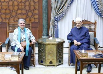 شيخ الأزهر يدعو لإحياء ثقافة القراءة وإعادة نشر كنوز الإصدارات الإسلامية