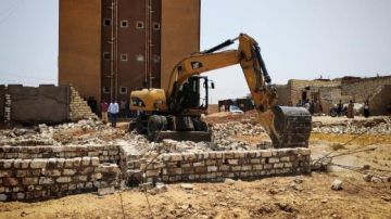 إزالة 24 حالة تعدي في المرحلة الأولى من الموجة 27 بأسيوط