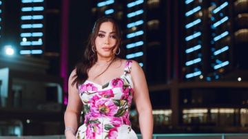 بـ جمسوت.. بوسي تخطف الأنظار بإطلالة لافتة بـ جمسوت.. بوسي تخطف الأنظار بإطلالة لافتة