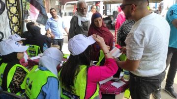 توافد المواطنين إلى لجان مركز شباب مصر ببولاق الدكرور للتصويت فى انتخابات الشيوخ.. صور توافد المواطنين إلى لجان مركز شباب مصر ببولاق الدكرور للتصويت فى انتخابات الشيوخ.. صور