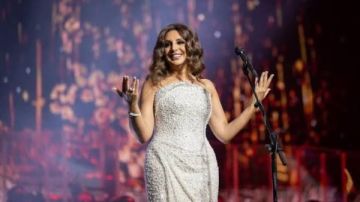 كارول سماحة توجه رسالة مؤثرة إلى أنغام بعد وعكتها الصحية