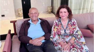 هالة صدقي وإلهام شاهين برفقة مجدي بعقوب في الساحل الشمالي