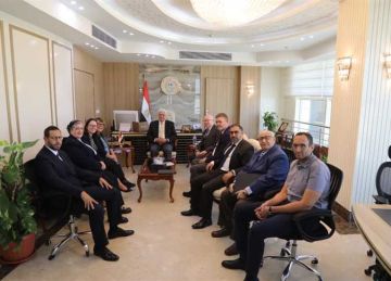 وزير التعليم العالي يبحث مع وفد جامعتين بريطانيتين دعم الجهود المبذولة بمجال التعليم العابر للحدود