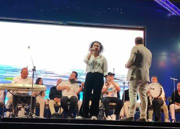 أغاني ومواهب .. مطروح تحتفي بالزمن الجميل في مهرجان صيف بلدنا أغاني ومواهب .. مطروح تحتفي بالزمن الجميل في مهرجان صيف بلدنا