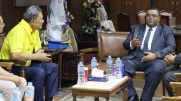 سفير تايلاند يزور كلية العلوم جامعة الأزهر لبحث التعاون العلمي