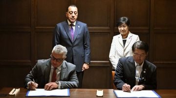 مذكرة تفاهم بين اقتصادية القناة وحكومة طوكيو بمجال الهيدروجين الأخضر مذكرة تفاهم بين اقتصادية القناة وحكومة طوكيو بمجال الهيدروجين الأخضر