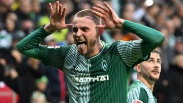 مهاجم فيردر بريمن الألماني في طريقه للانتقال إلى برمنجهام سيتي