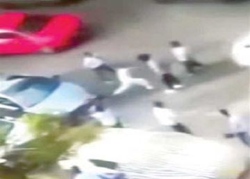 اختلفوا على قيمة الأعمال.. ضبط ربة منزل و4 من أقاربها تعدوا بالضرب على ترزي بالقليوبية اختلفوا على قيمة الأعمال.. ضبط ربة منزل و4 من أقاربها تعدوا بالضرب على ترزي بالقليوبية