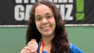 القومي للمرأة يهنئ ياسمينا عيسى لفوزها في بطولة بيرو العالمية للريشة الطائرة القومي للمرأة يهنئ ياسمينا عيسى لفوزها في بطولة بيرو العالمية للريشة الطائرة