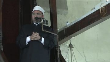 خطيب الجامع الأزهر: الله ليس بغافل عما يفعله المجرمون بأهل غزة
